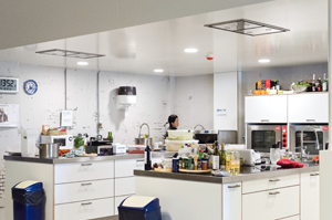 2016/10 EKWC - kitchen & recreation room 01